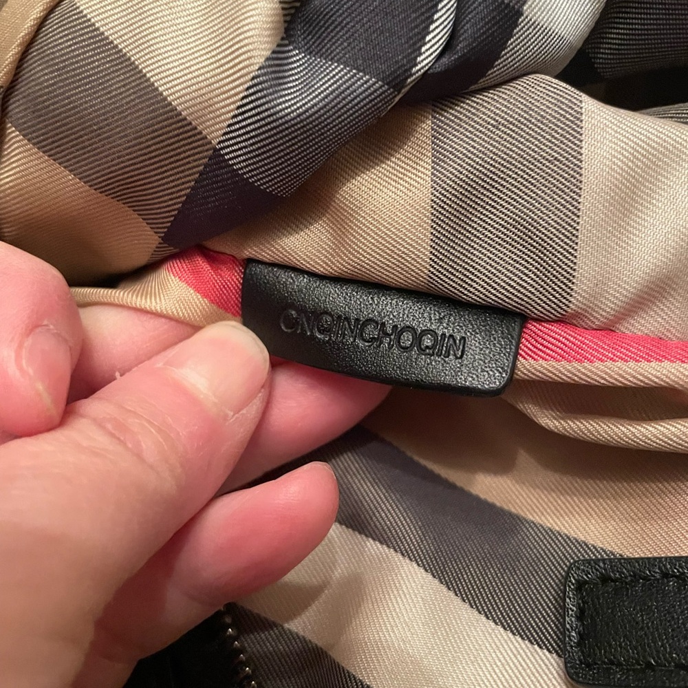 Burberry Black Nylon Tote with Leather Handles - Picture 6 of 7